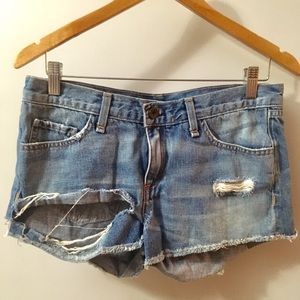 Rag & bone original shredded mid wash jean shorts
